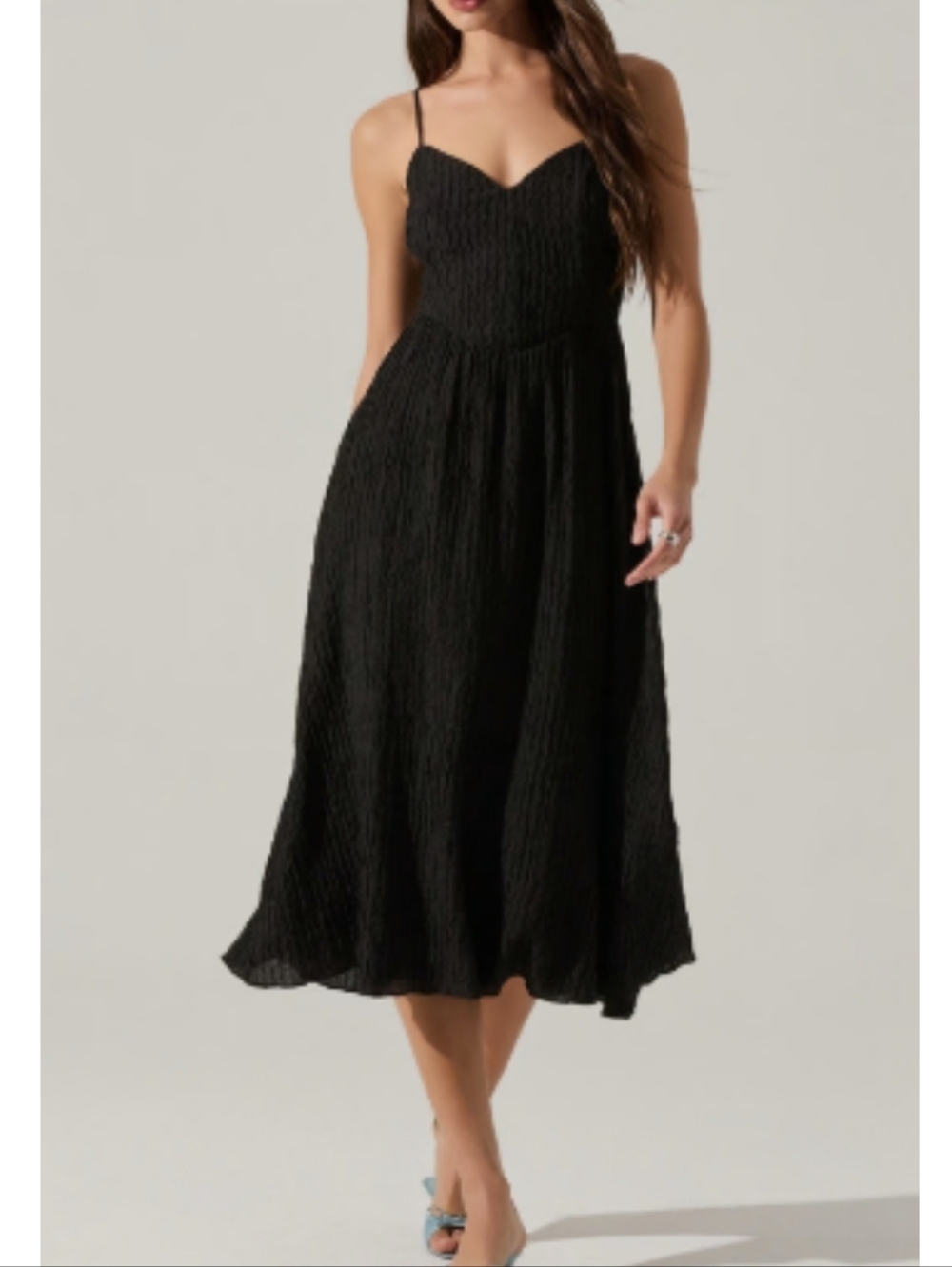 Astr The Label Black Textured Midi Dress Fit & Flare Spaghetti Straps V-neck S